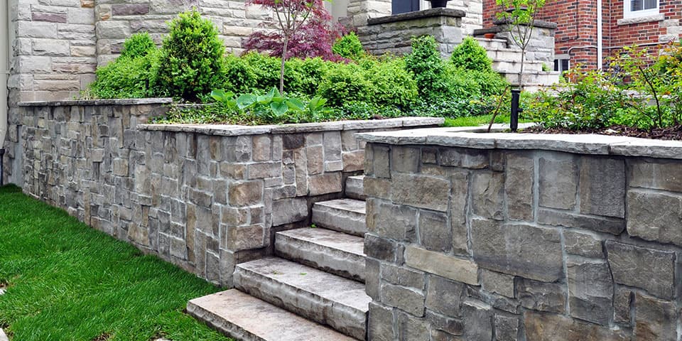 Retaining Wall Installation Services in Santa Clarita, CA
